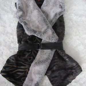 5/48 Faux Fur Trimmed Brown & Gray Women's Vest with Belt